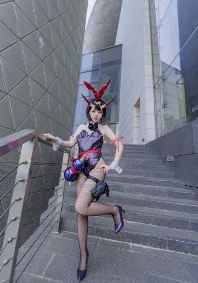 美女脱个精光18_国产剧免费电视剧